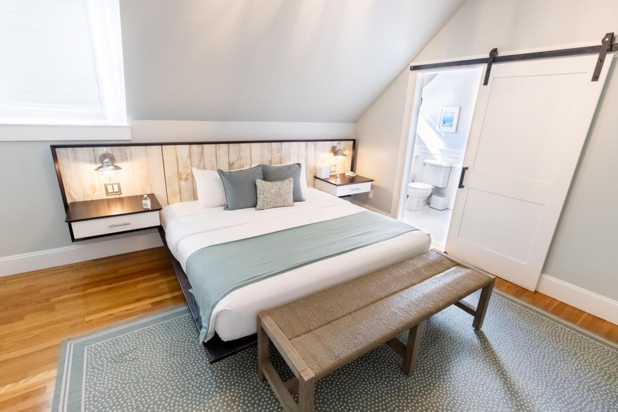Paws On Pelham (Adults Only) Bed and Breakfast Newport Exteriör bild