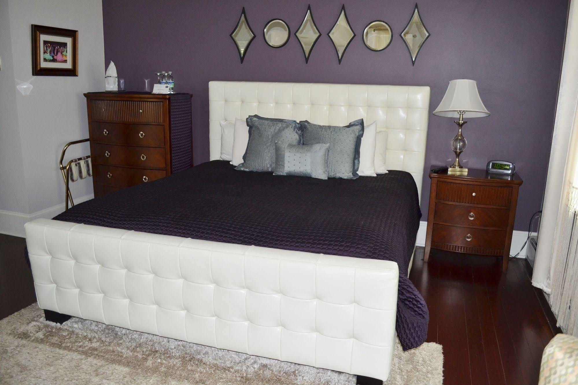 Paws On Pelham (Adults Only) Bed and Breakfast Newport Exteriör bild
